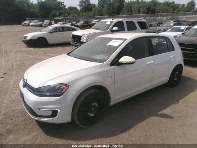2016 Volkswagen Golf, VIN: WVWPP7AUXGW909973