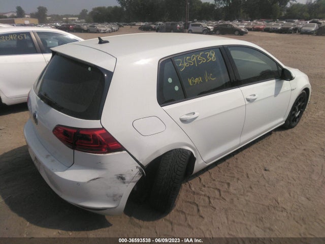 2016 Volkswagen Golf, VIN: WVWPP7AUXGW909973