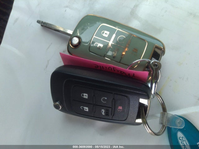 Chevrolet SONIC LT 2015 1G1JC5SH5F4121077 Image 3