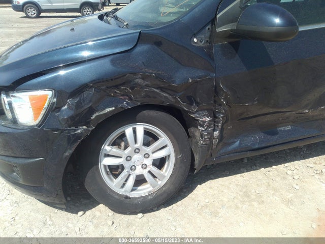 Chevrolet SONIC LT 2015 1G1JC5SH5F4121077 Image 7