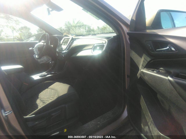 Chevrolet EQUINOX LT 2019 2GNAXKEV4K6116951 Image 5