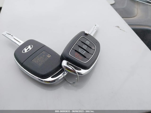 Hyundai TUCSON SE 2016 KM8J23A49GU158983 Image 3