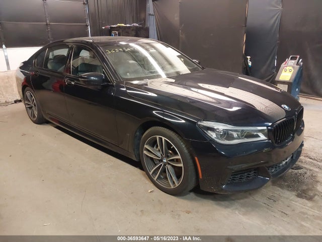 2019 WBA7F2C59KB239700 main image
