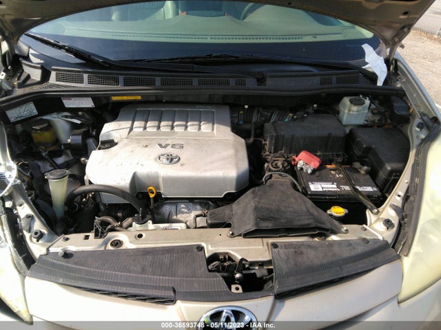 2010 TOYOTA SIENNA XLE VIN: 5TDYK4CC6AS328788