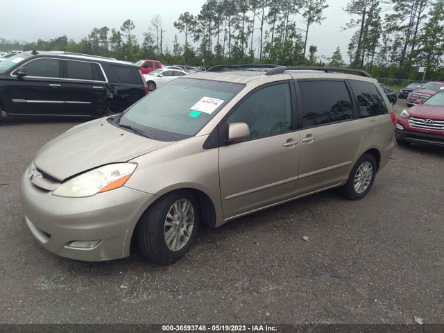 2010 TOYOTA SIENNA XLE VIN: 5TDYK4CC6AS328788