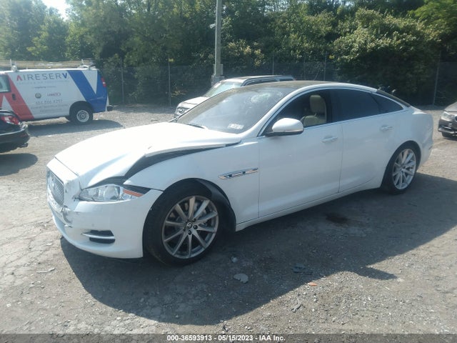 2012 JAGUAR XJ VIN: SAJWA1CB2CLV28363