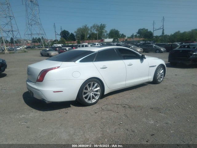 2012 JAGUAR XJ VIN: SAJWA1CB2CLV28363