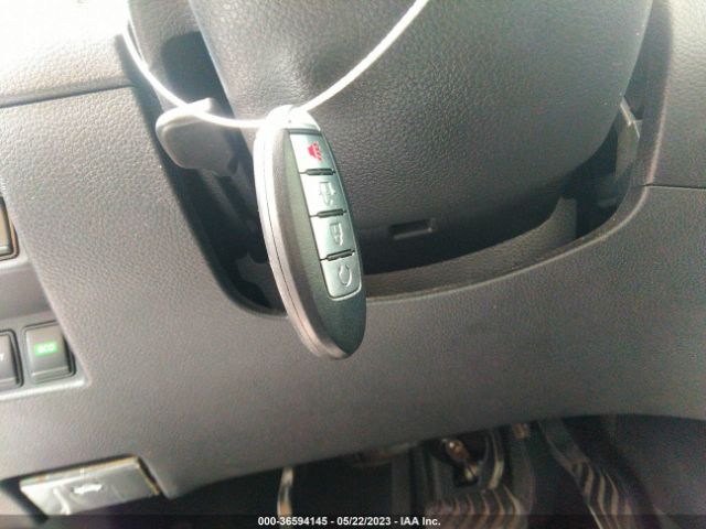KNMAT2MT9JP570454 Nissan ROGUE SV