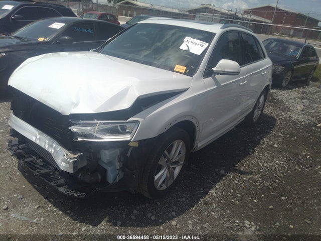 WA1EFCFS0GR005763 Audi Q3 Premium Plus