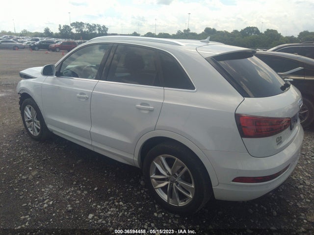 WA1EFCFS0GR005763 Audi Q3 Premium Plus