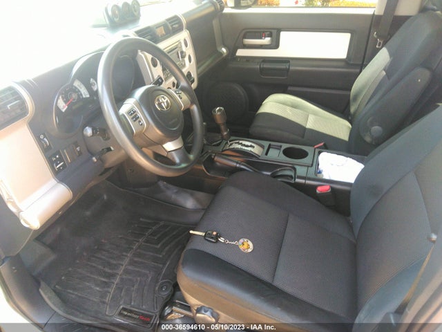 Toyota FJ Cruiser 2014 JTEBU4BF5EK188950 Image 7