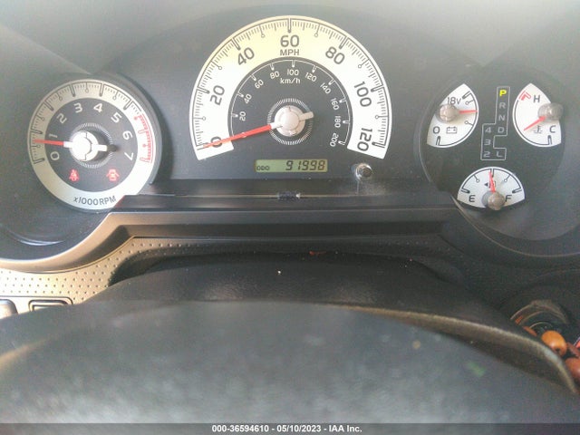 Toyota FJ Cruiser 2014 JTEBU4BF5EK188950 Image 9