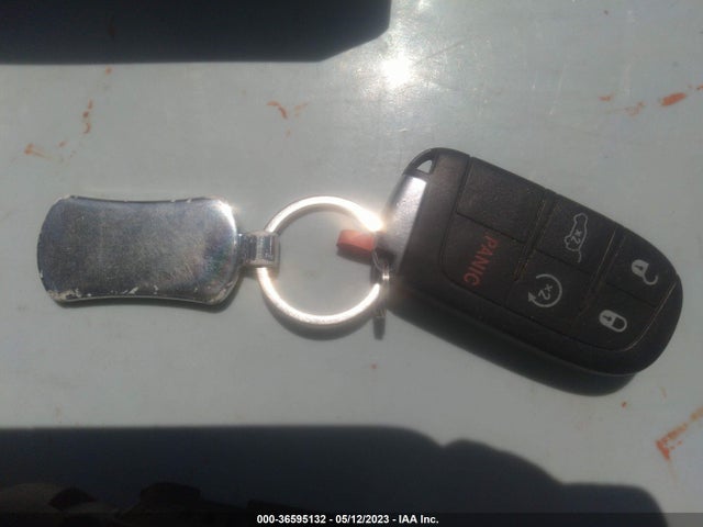 1C4RJFCT6EC586061 Jeep Grand Cherokee Overland