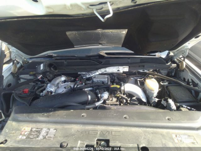 1GT12UEY0JF180471 GMC Sierra 2500hd Denali