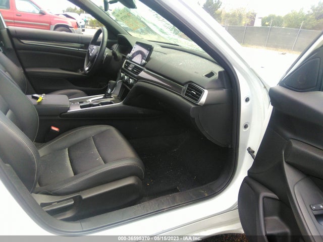 2022 Honda Accord, VIN: 1HGCV1F33NA084856