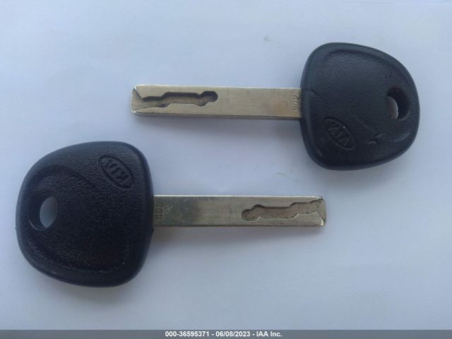 3KPA24AD3ME386580 KIA RIO LX