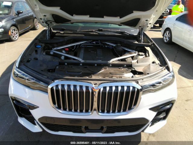 5UXCW2C09M9F35897 BMW X7 Xdrive40i