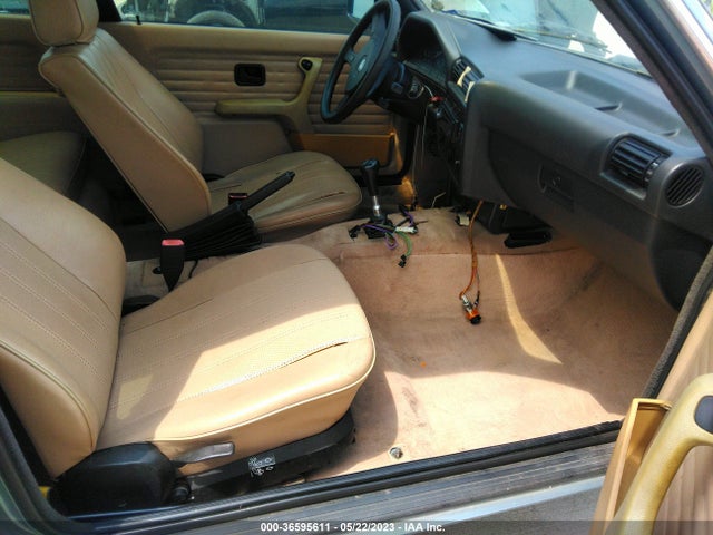 1989 BMW 325 I/IS VIN: WBAAA130XK4143307
