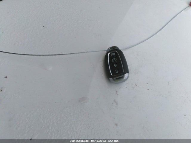 Hyundai Veloster 2.0 Premium 2019 KMHTG6AF7KU007128 Image 3