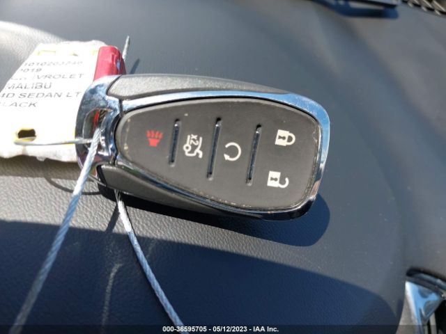 Chevrolet MALIBU LT 2019 1G1ZD5ST7KF160305 Image 3