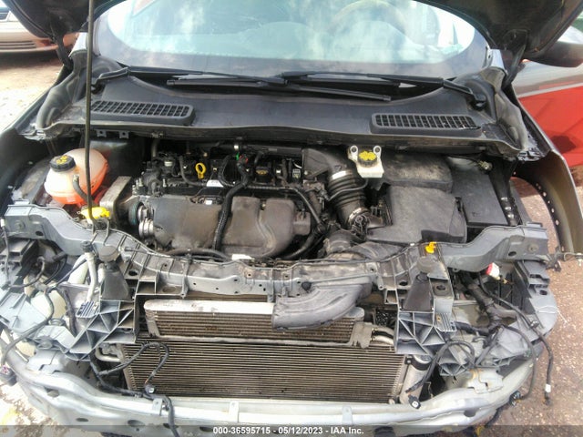 Ford ESCAPE SE 2017 1FMCU9G95HUC96627 Image 10