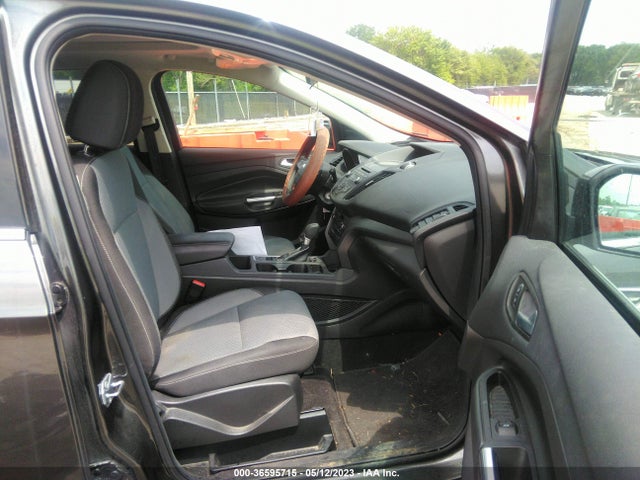 Ford ESCAPE SE 2017 1FMCU9G95HUC96627 Image 5