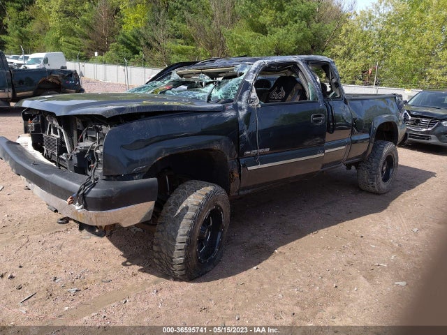 2004 CHEVROLET SILVERADO 2500HD LS VIN: 1GCHK29U94E335877