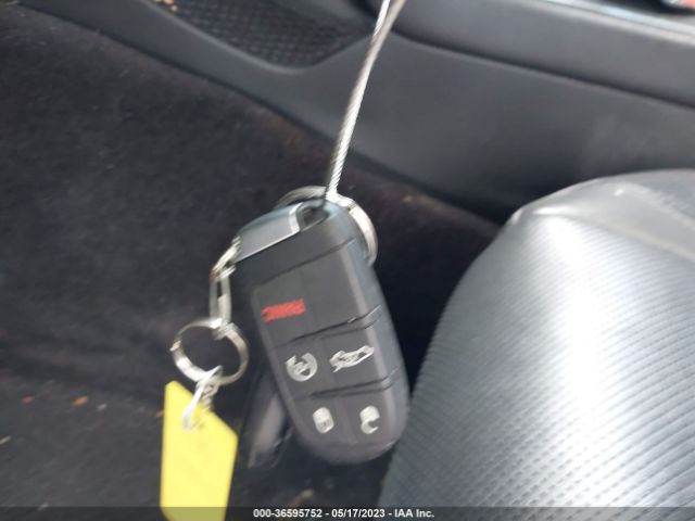 2C3CDZAG7HH566900 Dodge Challenger Sxt Plus