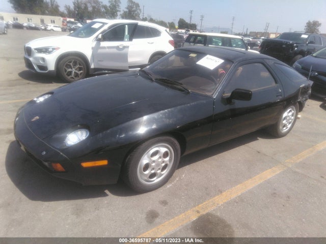 1982 PORSCHE 928 VIN: WP0JA0928CS820647