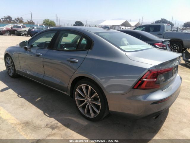 7JR102FK5KG002637 Volvo S60 Momentum