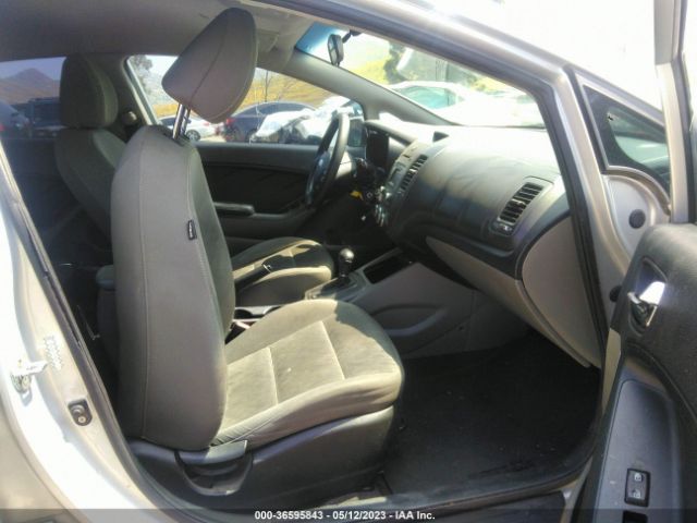 KNAFK4A62F5426828 KIA FORTE LX