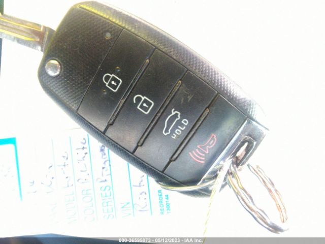 KNAFX4A65G5462905 KIA FORTE LX