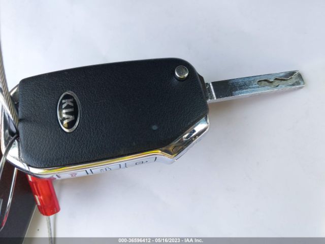 3KPF34AD6KE104366 KIA FORTE S
