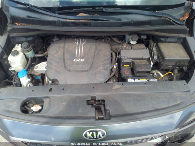 KNDMB5C15G6215670 KIA SEDONA LX