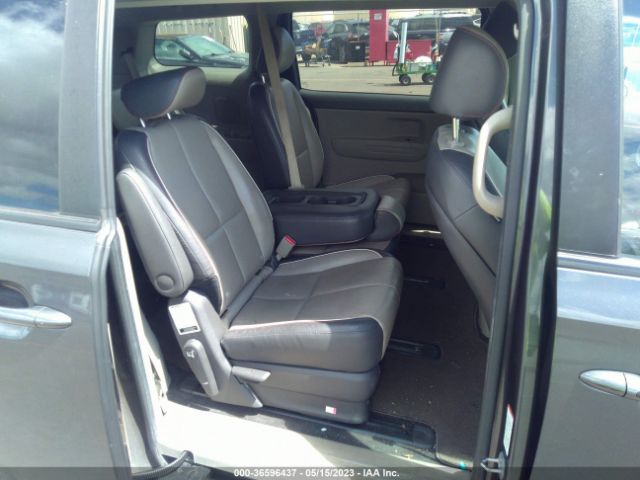 KNDMB5C15G6215670 KIA SEDONA LX