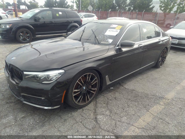 BMW 7 Series 740i 2016 WBA7E2C58GG547499 Image 2