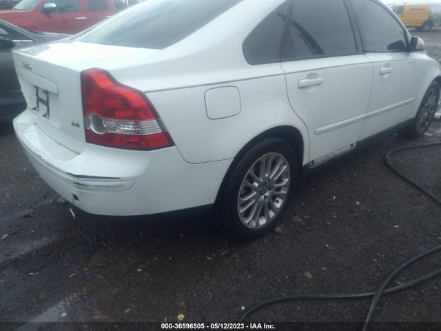 2006 VOLVO S40 2.4L VIN: YV1MS382062189288