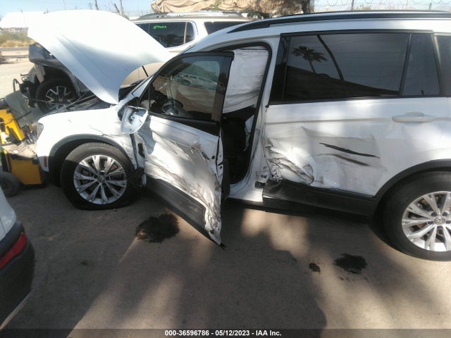3VV1B7AX4LM177611 Volkswagen TIGUAN S