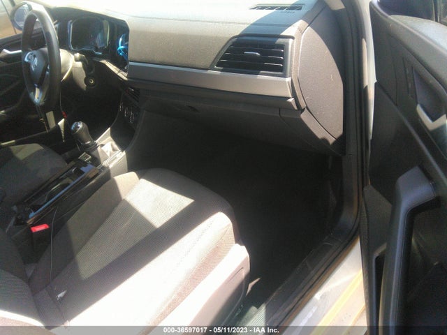 3VWN57BU8KM096246 Volkswagen JETTA S