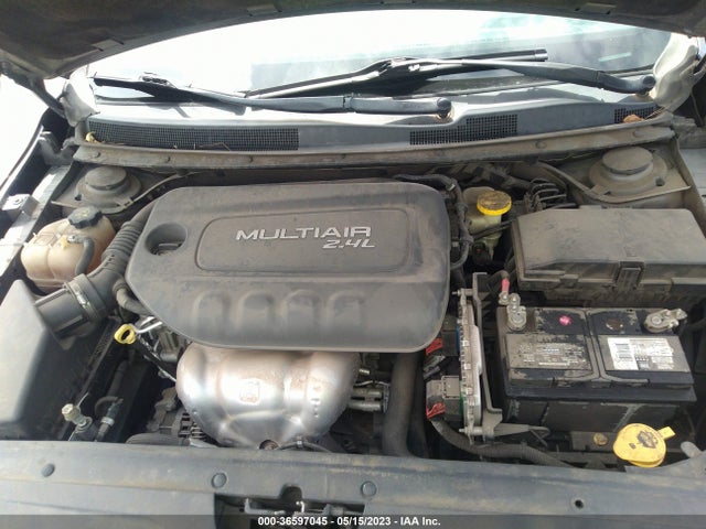 1C3CCCAB6FN699009 Chrysler 200 Limited