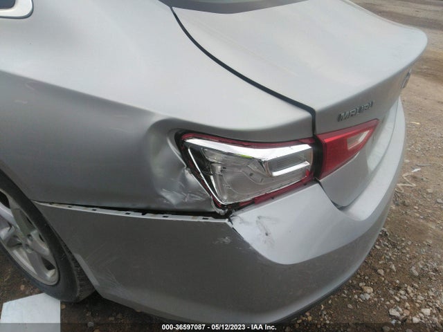 Chevrolet MALIBU LS 2016 1G1ZC5ST2GF300478 Image 8