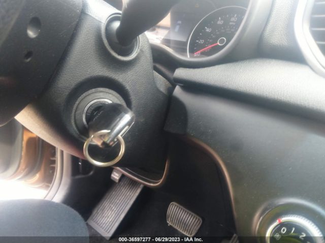 KNDPMCAC8H7285529 KIA Sportage Lx