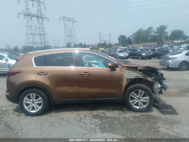 KNDPMCAC8H7285529 KIA Sportage Lx