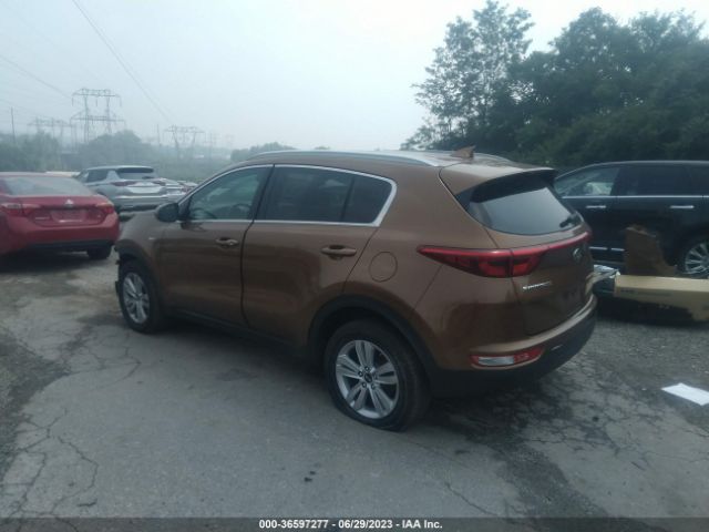 KNDPMCAC8H7285529 KIA Sportage Lx
