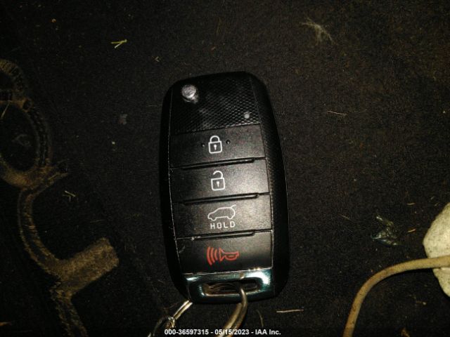 KNDJN2A28F7208080 KIA Soul Base