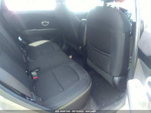 KNDJP3A54G7323562 KIA SOUL +