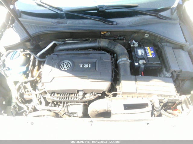 1VWAT7A34FC009981 Volkswagen Passat 1.8t Wolfsburg Ed