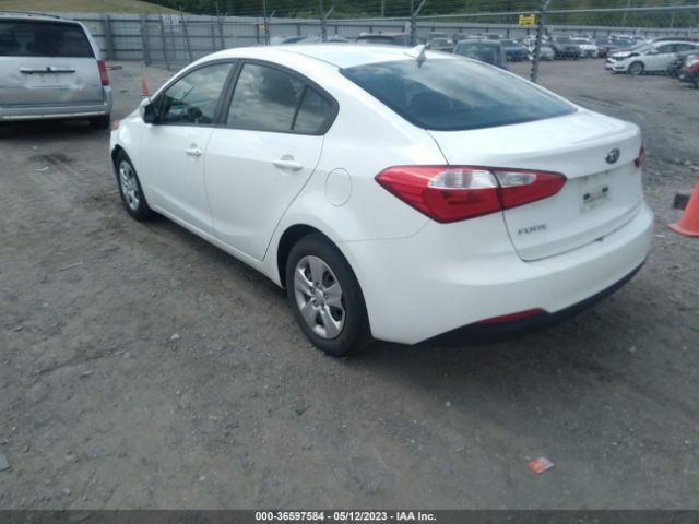 KNAFK4A60G5457447 KIA FORTE LX