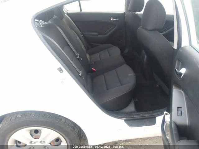 KNAFK4A60G5457447 KIA FORTE LX