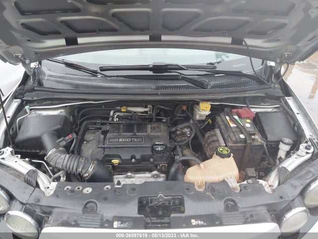 Chevrolet SONIC LTZ 2015 1G1JE6SB8F4106293 Image 10